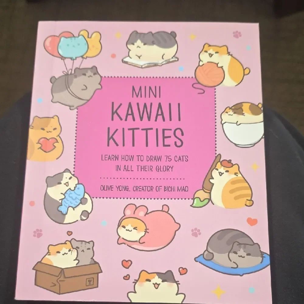 Mini Kawaii Kitties Drawing Book